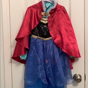 Disney’s princess Anna costume size 4
